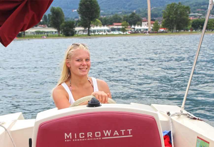 Boot fahren auf Comer See
