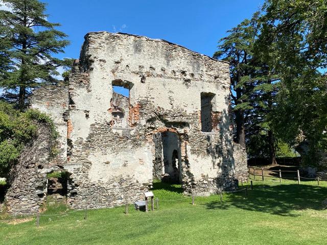 Überreste alter Bauten