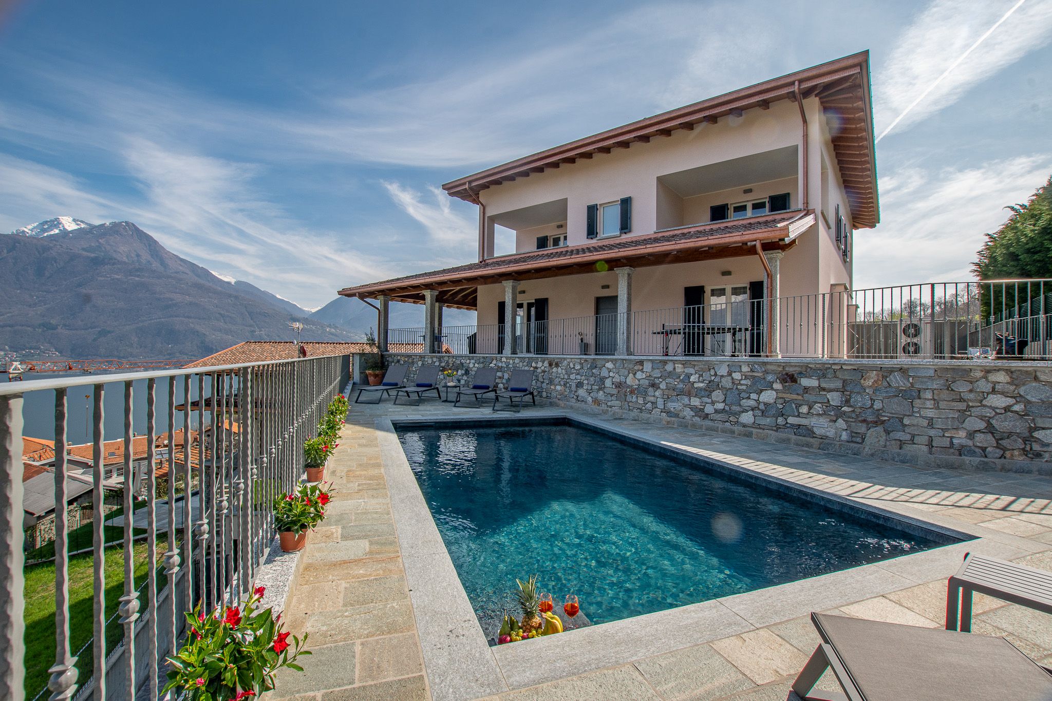 Ferienwohnung am Comer See mit Pool