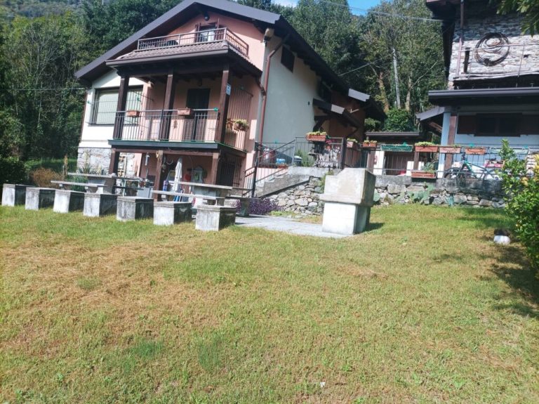 1696704667767-1024x766