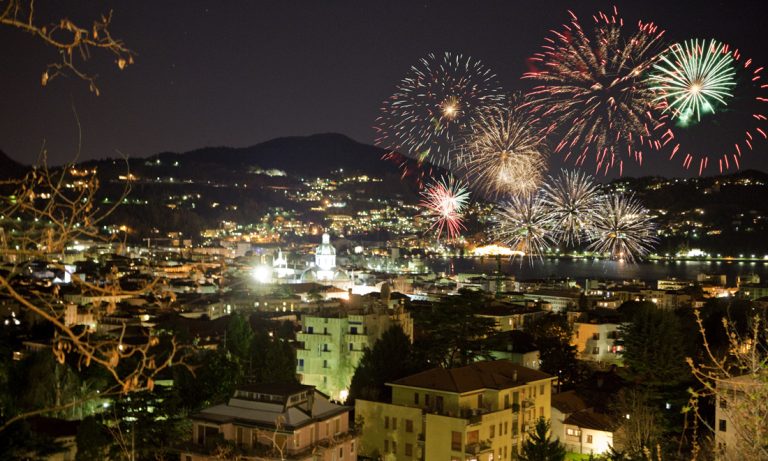 18.-Como-Feuerwerk-Ferragosto-1