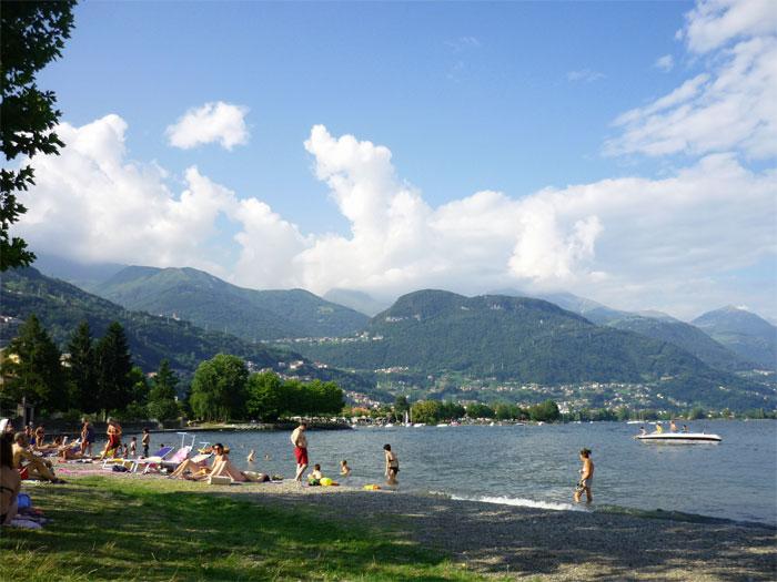 K1600_dongo_strand_g