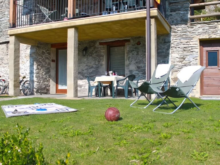 Garten einer Ferienunterkunft am Comer See