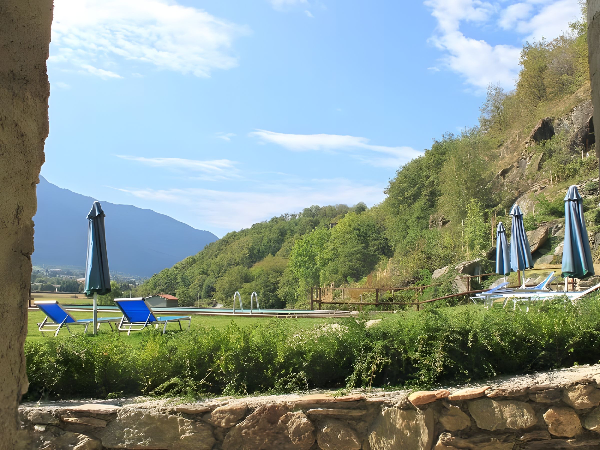 Garten einer Ferienunterkunft am Comer See