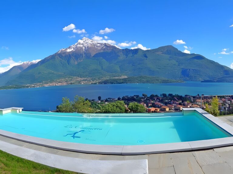 Outdoor-Pool einer Ferienunterkunft am Comer See