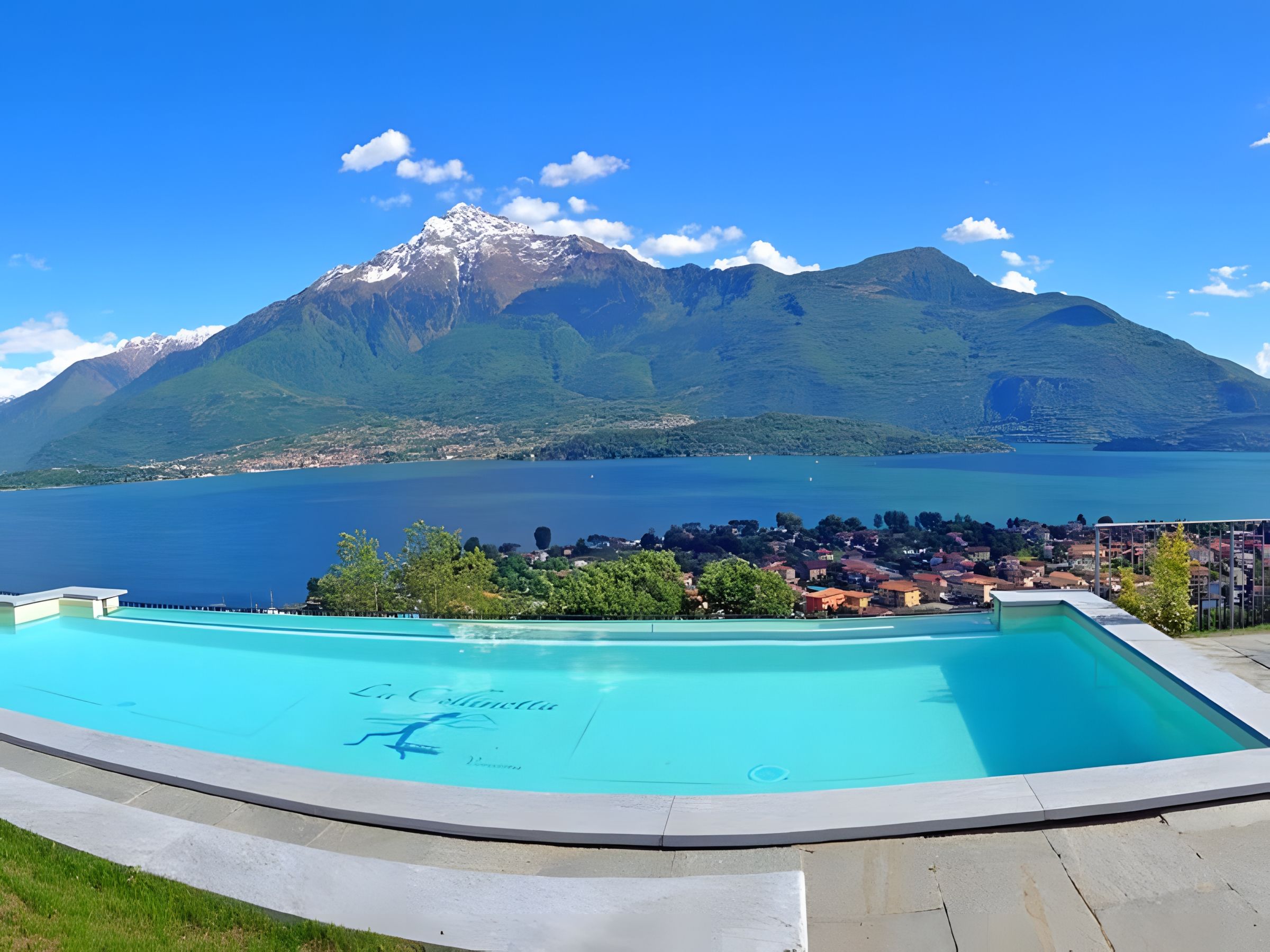 Outdoor-Pool einer Ferienunterkunft am Comer See