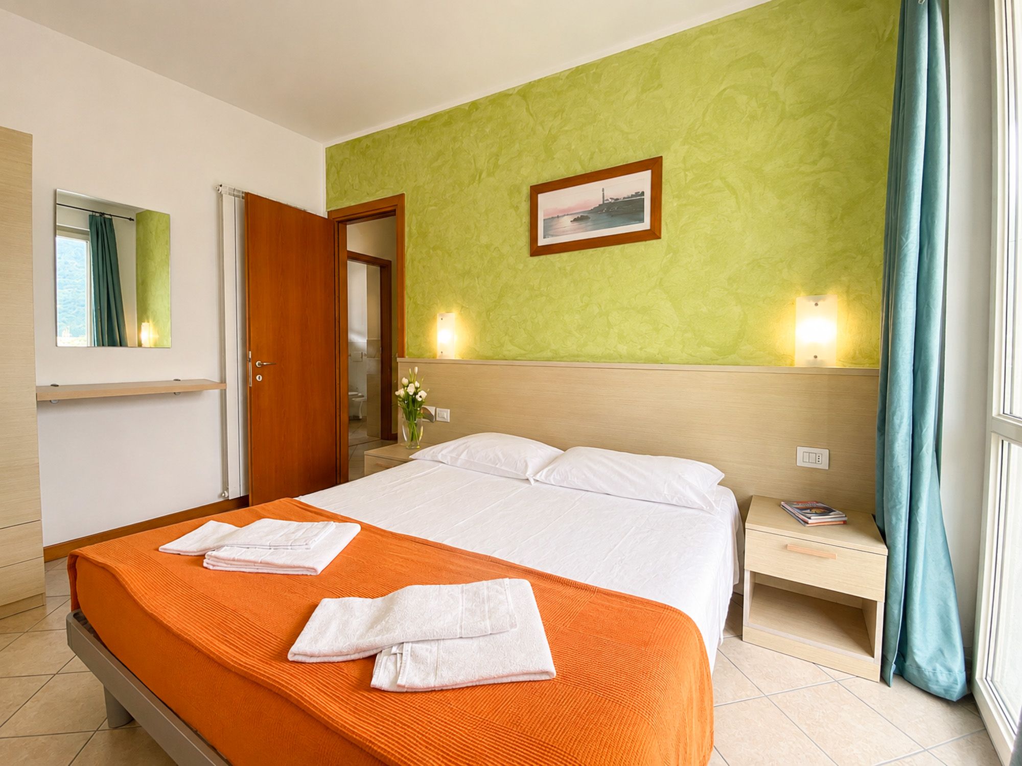 Schlafzimmer in Ferienwohnung am Comer See